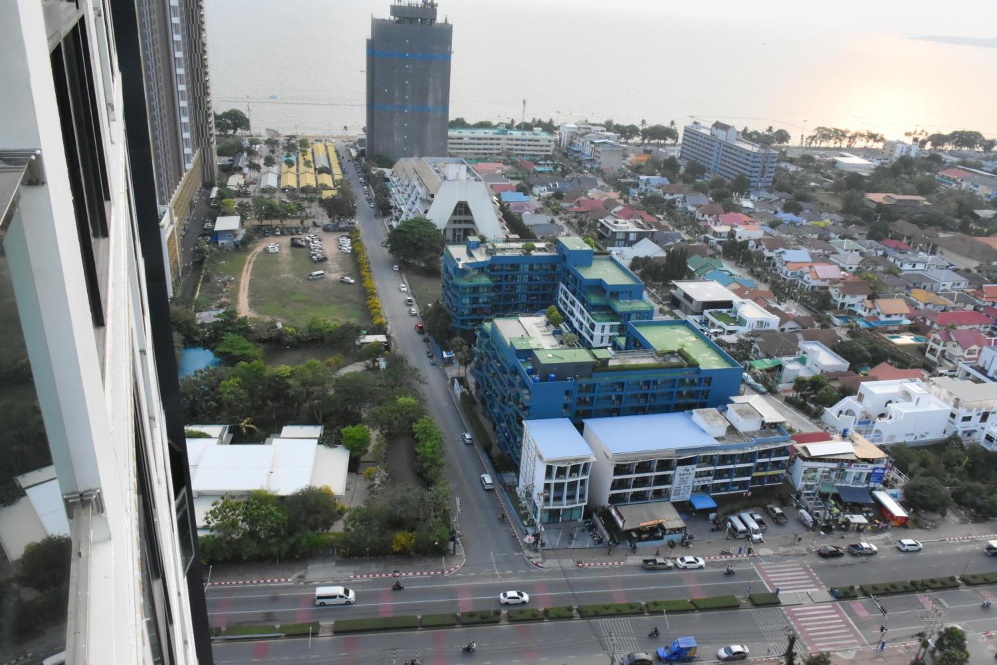 Dusit Grand Condo View Jomtien Beach Room photo
